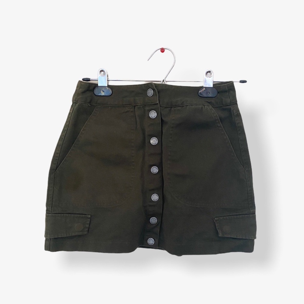 - LF dark green cargo SKIRT